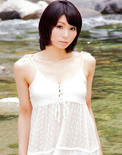 Aoi Kirishima (桐嶋あおい)