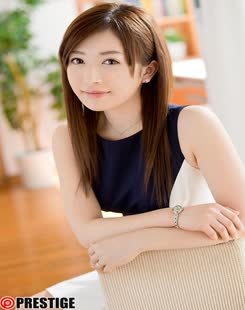 Rena Sakaguchi (坂口れな)
