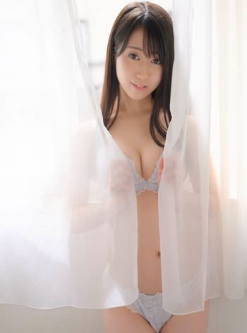 Reina Usami (宇佐美玲奈)