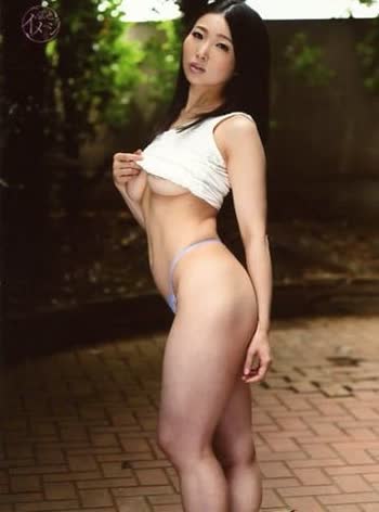 Satomi Akari (朱莉さとみ)