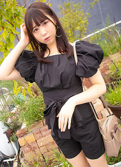 Shizuku Mihana (三花しずく)