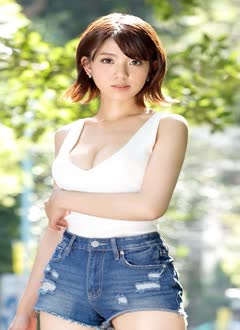Waka Haruna (春那和花)