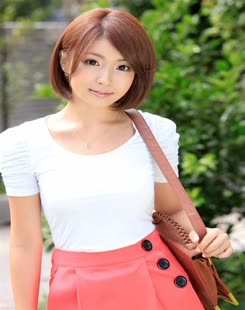 Yuna Hasegawa (長谷川ゆな)