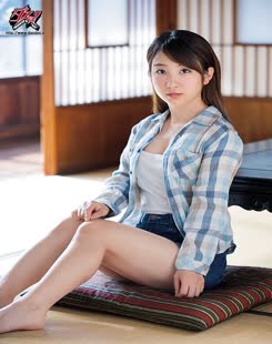 Yuna Tsubaki (椿ゆな)