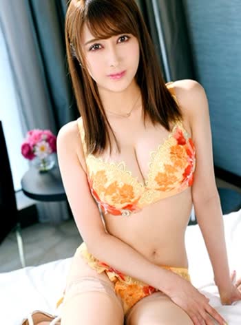 Miori Nishioka (西岡美織)