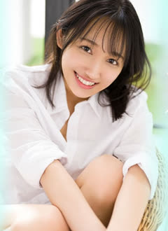 Yura Adachi (安達ゆら)