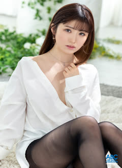 Hina Shimizu (清水ひな)