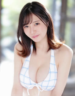 Rian Matsunaga (松永梨杏)