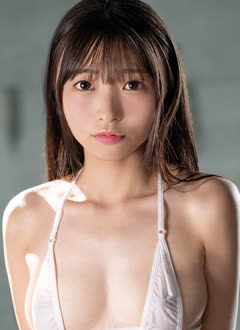 Reina Hasegawa (長谷川礼奈)