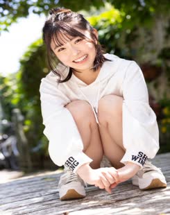 Misaki Tsukimoto (月本海咲)