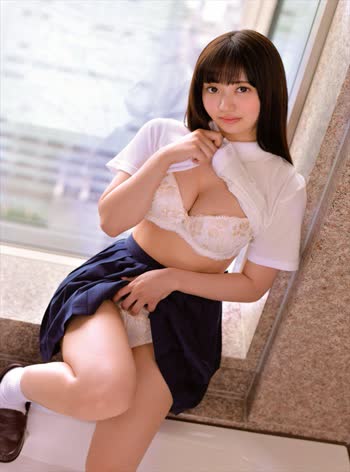 Yuki Usami (宇佐美雪)